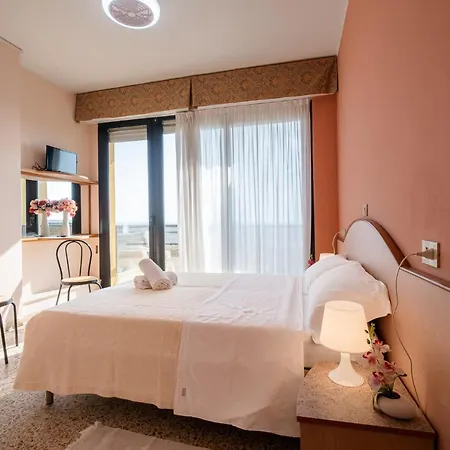 Crown 酒店 里米尼